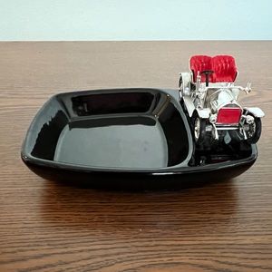 Lesney Model of Yesteryear Black Ceramic Tray Giftware with Car